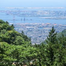 山間からの風景