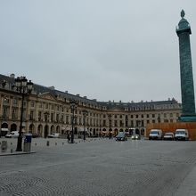 ナポレオンの記念柱は工事中