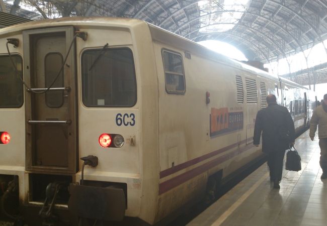 トレンオテル Renfe 夜行寝台列車 クチコミ アクセス 営業時間 グラナダ フォートラベル
