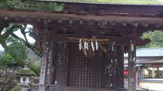 境内まで入らないで参詣