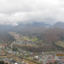 五大堂から街の絶景を見下ろす