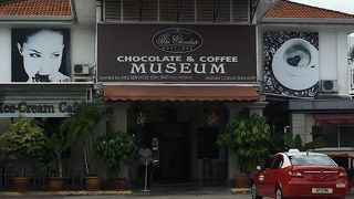 試食しながら買い物できます