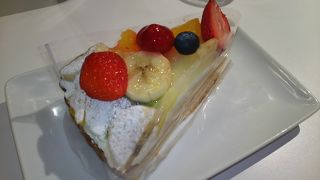 【カフェ】  ハービスプラザB2F  「ロールマディ／梅田店」