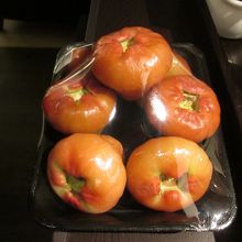 蓮霧。梨みたいで、おいしいです。