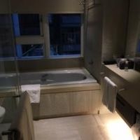 夜の撮影なので暗いですが、とても清潔でした