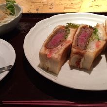 食べやすくカットしてあります