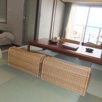 お部屋です。手前に玄関、洗面所、トイレがあります。