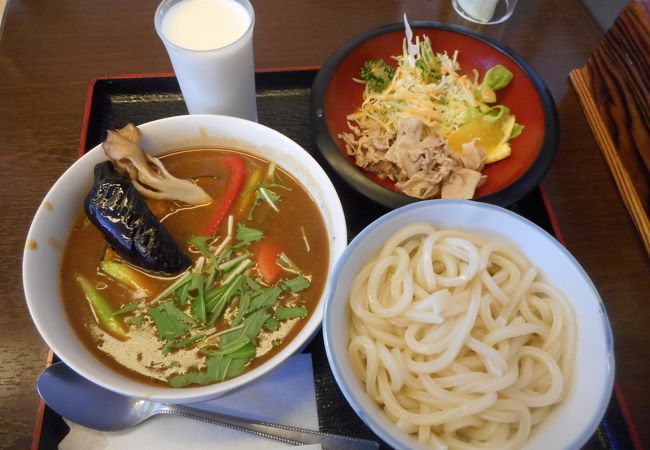 カレーうどんが名物です