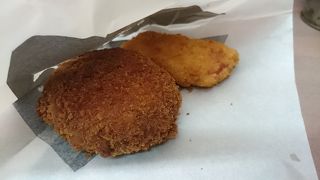 取りあえず立ち飲みで。