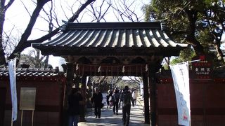 参道にある水舎門とは 不可解に思うのですが・・・・