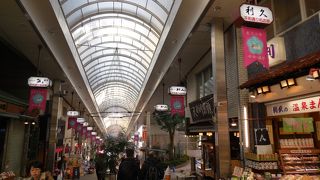 熱海らしいアーケード