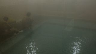 上山温泉の共同浴場ならまず下大湯