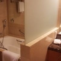 バスルームとトイレが別