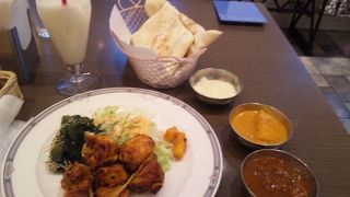 駅ビル内のカレー屋さん