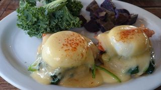 エッグベネディクト