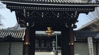 静かだけど、意外と大きなお寺