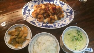 陳麻婆豆腐でエビチリランチ