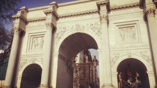 マーブルアーチ駅からすぐ