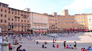 世界一美しい広場だそうです。