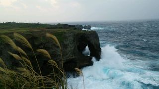 裏？万座毛＆ウドゥイ・ガマ