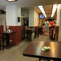 ビュッフェ形式で､種類もあって美味しい。