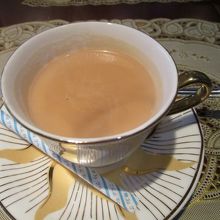 ランチにはチャイがついてました