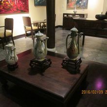 店内1階の奥はギャラリーになっている