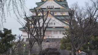 たくさんの観光客がいます