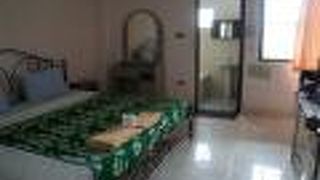 クリスティ ハウス