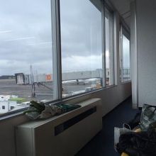 強風の影響ですこし遅れました。