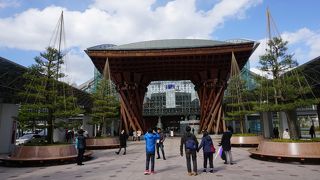 【金沢駅】 世界で最も美しい駅 14選に選出！