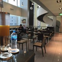 朝食のレストラン