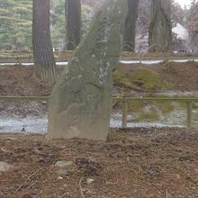 松尾芭蕉の句碑です。