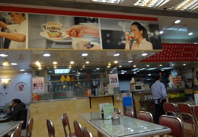 セットメニューがたくさんある大衆食堂