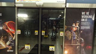 マリーナベイサンズ直結駅