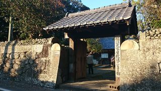 バラモン凧絵付け体験