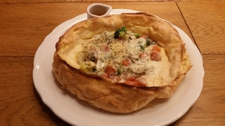 平日夕方以降が狙い目です。