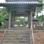 そばを通ったら寄ってもいい寺