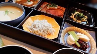 とても贅沢な朝食