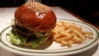 若い女の子ばかり。