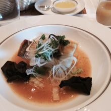 この日のメインはスズキを選びました。