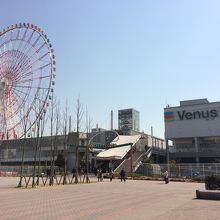 ヴィーナスフォートと観覧車