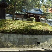 第95代 花園天皇陵