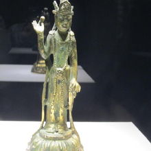 百済の仏教文化　金剛観音菩薩立像　