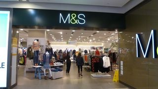 英国系のショッピングセンター