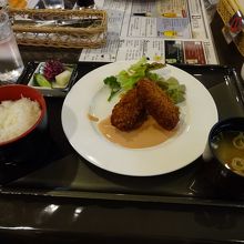 蟹クリームコロッケです