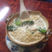 土鍋煮込みラーメン
