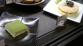 入ってすぐなので目立ちます。