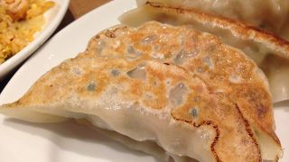 ラクーア内ですが、サラリーマンも多い