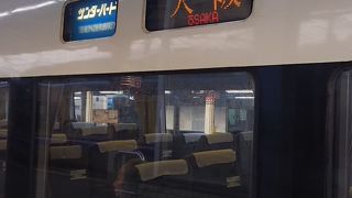 車窓から見える琵琶湖